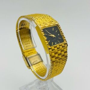 Vintage Gold-plated Bracelet Watch – Miyota Japanese Quartz Movement (1980s)